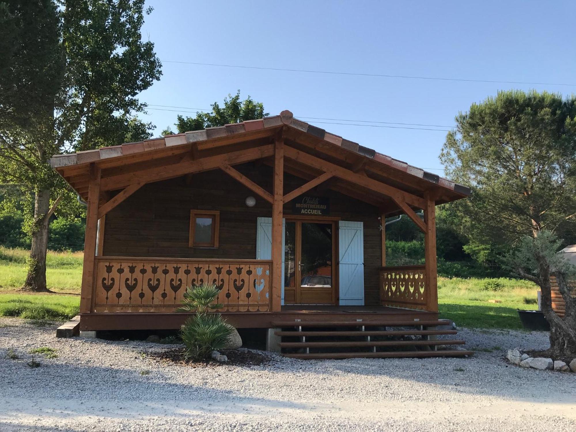Les Chalets 蒙特雷若 外观 照片